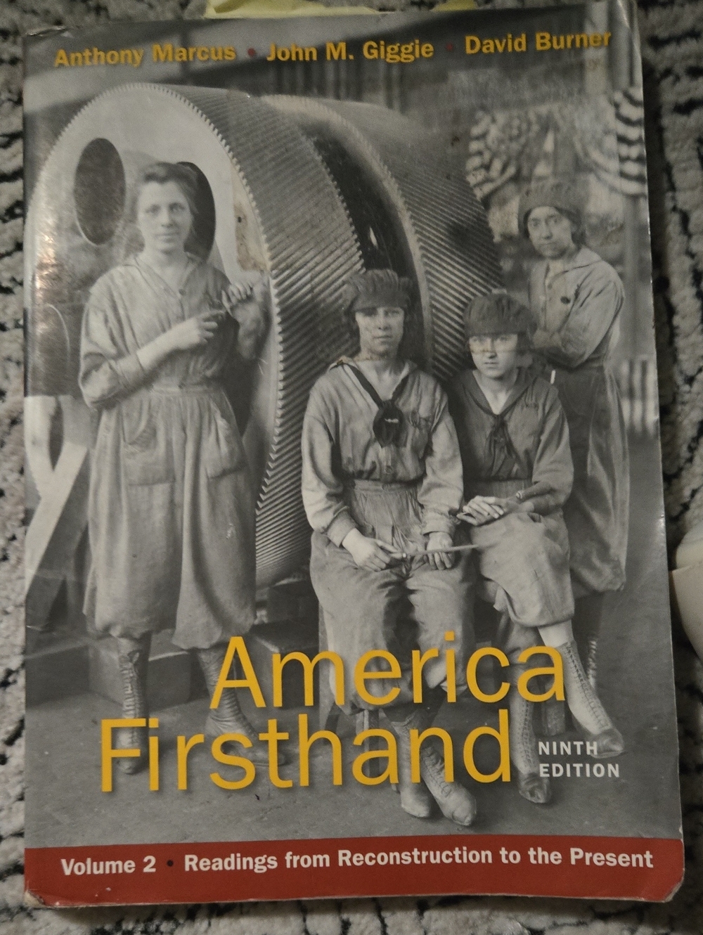 AmericaFirsthand(NinthEdition)-GrayandYellowHardcoverBook